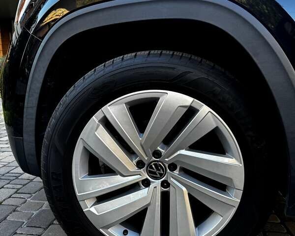 Черный Фольксваген Atlas, объемом двигателя 3.6 л и пробегом 69 тыс. км за 27500 $, фото 21 на Automoto.ua