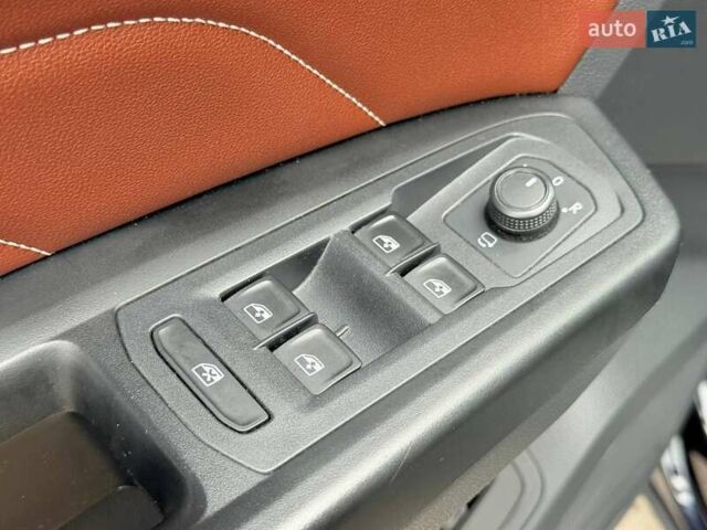 Чорний Фольксваген Atlas, об'ємом двигуна 3.6 л та пробігом 60 тис. км за 32500 $, фото 32 на Automoto.ua