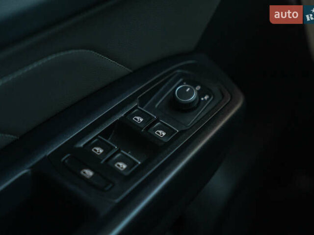 Черный Фольксваген Atlas, объемом двигателя 3.6 л и пробегом 111 тыс. км за 29800 $, фото 21 на Automoto.ua