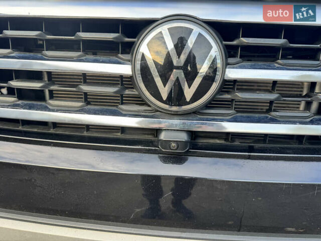 Черный Фольксваген Atlas, объемом двигателя 3.6 л и пробегом 94 тыс. км за 18600 $, фото 8 на Automoto.ua