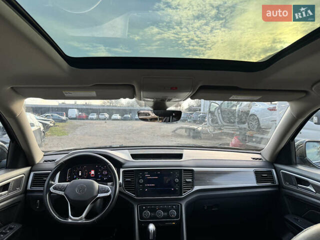 Черный Фольксваген Atlas, объемом двигателя 3.6 л и пробегом 94 тыс. км за 18600 $, фото 28 на Automoto.ua