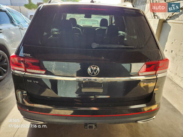 Черный Фольксваген Atlas, объемом двигателя 3.6 л и пробегом 68 тыс. км за 17950 $, фото 3 на Automoto.ua