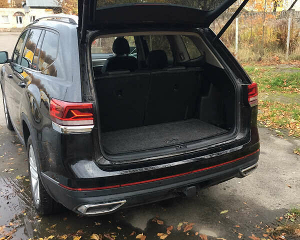 Черный Фольксваген Atlas, объемом двигателя 3.6 л и пробегом 105 тыс. км за 30000 $, фото 8 на Automoto.ua