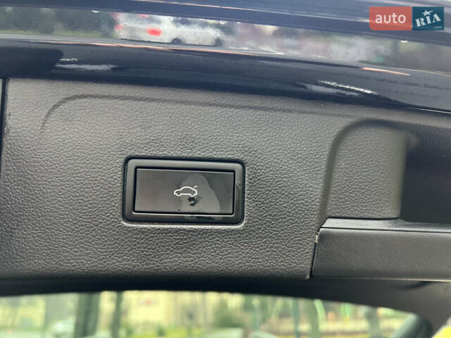 Чорний Фольксваген Atlas, об'ємом двигуна 3.6 л та пробігом 66 тис. км за 33200 $, фото 24 на Automoto.ua