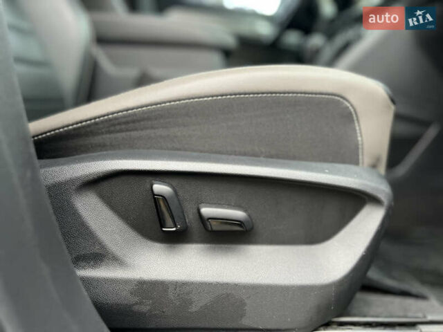 Чорний Фольксваген Atlas, об'ємом двигуна 3.6 л та пробігом 66 тис. км за 33200 $, фото 11 на Automoto.ua