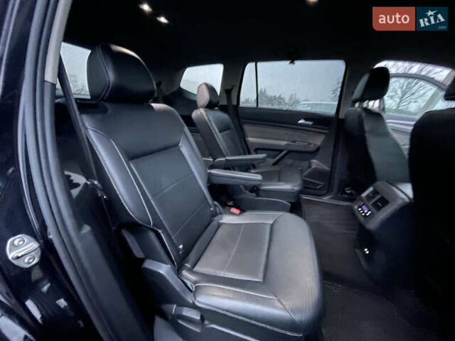 Чорний Фольксваген Atlas, об'ємом двигуна 3.6 л та пробігом 182 тис. км за 19800 $, фото 16 на Automoto.ua