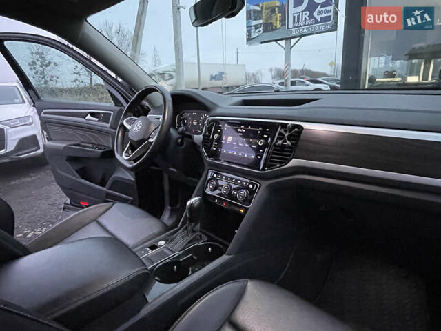 Чорний Фольксваген Atlas, об'ємом двигуна 3.6 л та пробігом 182 тис. км за 19800 $, фото 15 на Automoto.ua