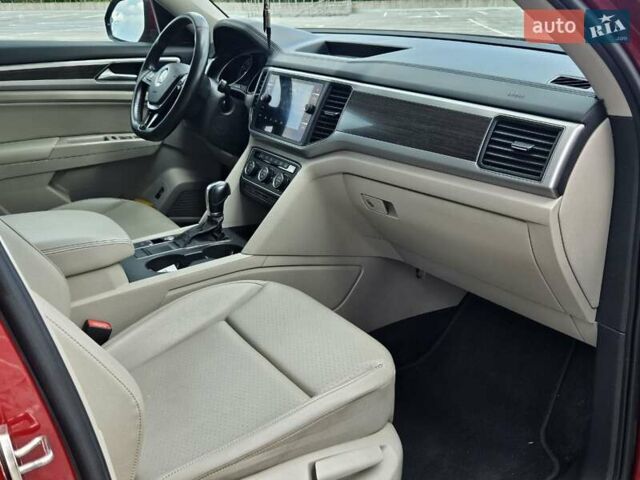Червоний Фольксваген Atlas, об'ємом двигуна 3.6 л та пробігом 140 тис. км за 17500 $, фото 14 на Automoto.ua