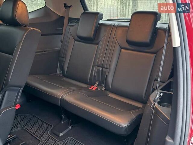 Красный Фольксваген Atlas, объемом двигателя 3.6 л и пробегом 98 тыс. км за 19500 $, фото 21 на Automoto.ua