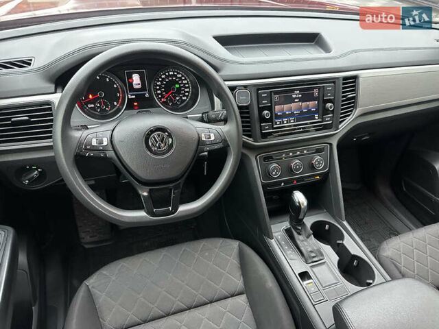 Красный Фольксваген Atlas, объемом двигателя 3.6 л и пробегом 83 тыс. км за 18999 $, фото 41 на Automoto.ua