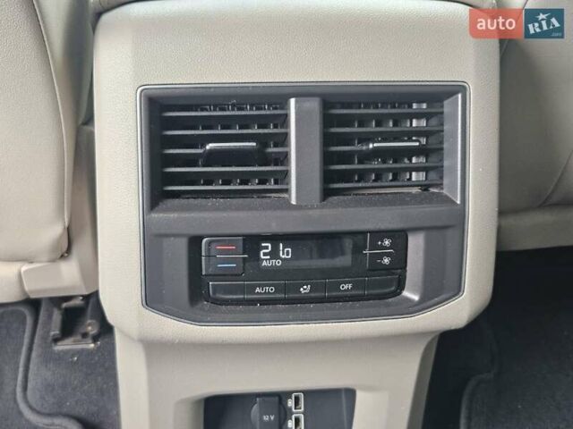 Червоний Фольксваген Atlas, об'ємом двигуна 3.6 л та пробігом 140 тис. км за 17500 $, фото 22 на Automoto.ua