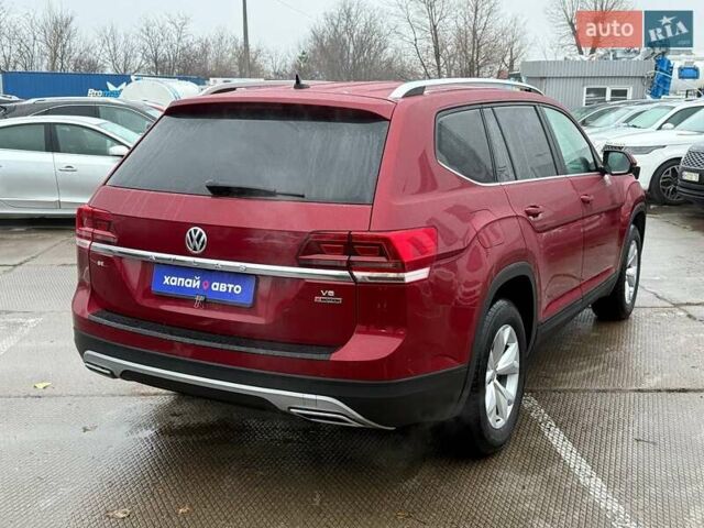 Красный Фольксваген Atlas, объемом двигателя 3.6 л и пробегом 98 тыс. км за 19500 $, фото 4 на Automoto.ua