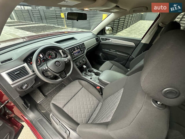 Красный Фольксваген Atlas, объемом двигателя 3.6 л и пробегом 83 тыс. км за 18999 $, фото 29 на Automoto.ua