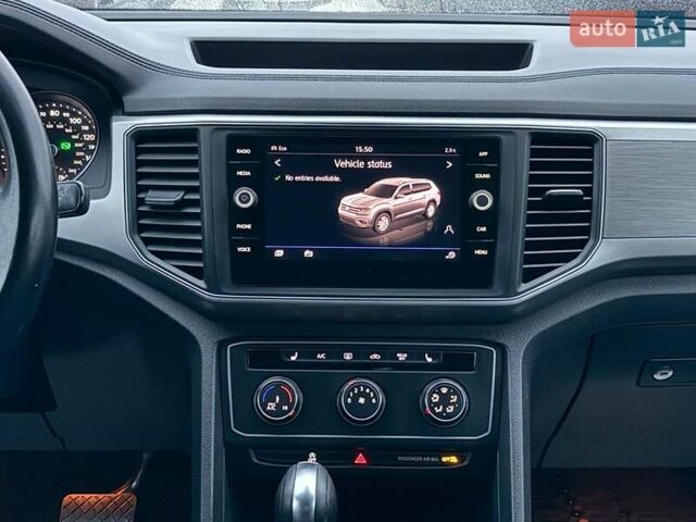 Красный Фольксваген Atlas, объемом двигателя 3.6 л и пробегом 98 тыс. км за 19500 $, фото 12 на Automoto.ua