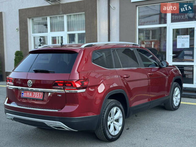 Красный Фольксваген Atlas, объемом двигателя 2 л и пробегом 183 тыс. км за 16900 $, фото 33 на Automoto.ua