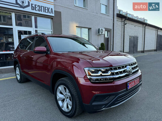 Красный Фольксваген Atlas, объемом двигателя 2 л и пробегом 183 тыс. км за 16900 $, фото 18 на Automoto.ua