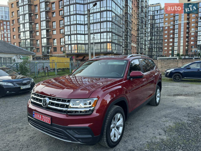 Красный Фольксваген Atlas, объемом двигателя 2 л и пробегом 183 тыс. км за 16900 $, фото 114 на Automoto.ua