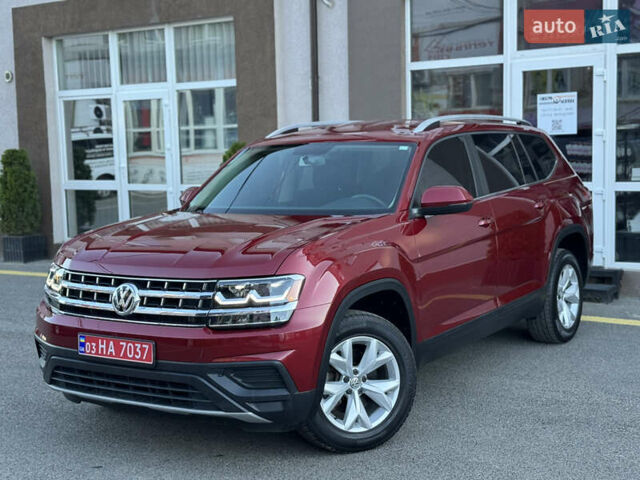 Красный Фольксваген Atlas, объемом двигателя 2 л и пробегом 183 тыс. км за 16900 $, фото 8 на Automoto.ua