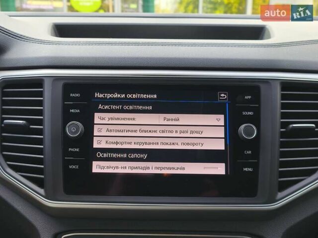 Красный Фольксваген Atlas, объемом двигателя 1.98 л и пробегом 46 тыс. км за 23300 $, фото 22 на Automoto.ua