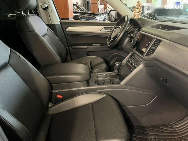 Фольксваген Atlas, объемом двигателя 3.6 л и пробегом 29 тыс. км за 32900 $, фото 4 на Automoto.ua