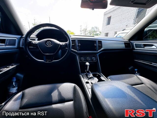 Фольксваген Atlas, объемом двигателя 3.6 л и пробегом 190 тыс. км за 16500 $, фото 4 на Automoto.ua