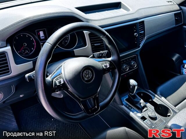 Фольксваген Atlas, объемом двигателя 3.6 л и пробегом 190 тыс. км за 16500 $, фото 5 на Automoto.ua