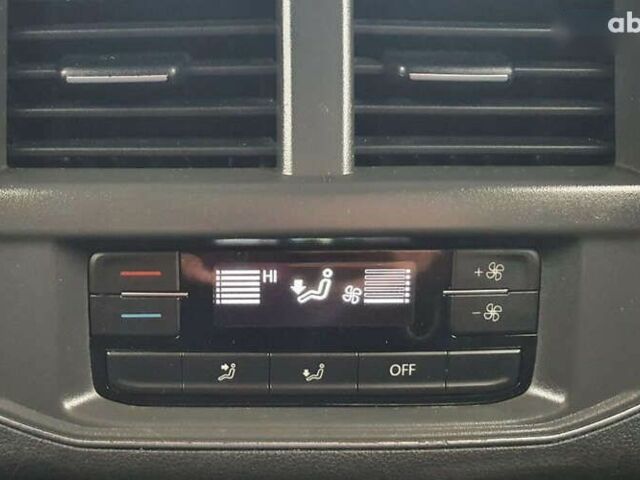 Фольксваген Atlas, объемом двигателя 2 л и пробегом 235 тыс. км за 22300 $, фото 26 на Automoto.ua