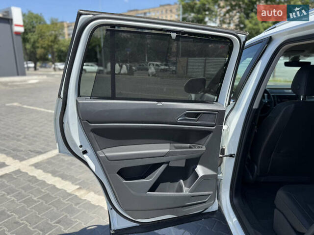 Фольксваген Atlas, объемом двигателя 0 л и пробегом 98 тыс. км за 19000 $, фото 32 на Automoto.ua
