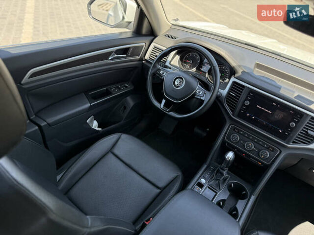 Фольксваген Atlas, объемом двигателя 0 л и пробегом 98 тыс. км за 19000 $, фото 40 на Automoto.ua