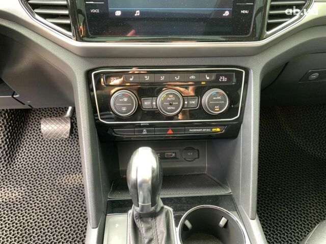 Желтый Фольксваген Atlas, объемом двигателя 3.6 л и пробегом 122 тыс. км за 27290 $, фото 37 на Automoto.ua