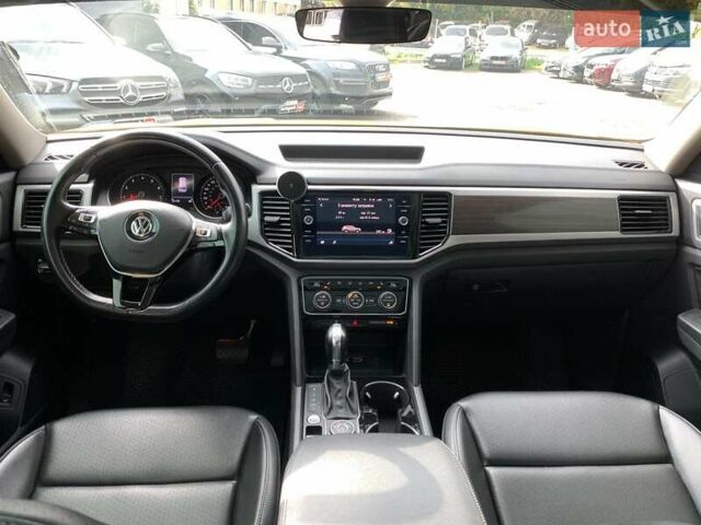 Фольксваген Atlas 2017 в Виннице на Automoto.ua Желтый Фольксваген Atlas, объемом двигателя 3.6 л и пробегом 122 тыс. км за 27290 $, фото 33 на Automoto.ua