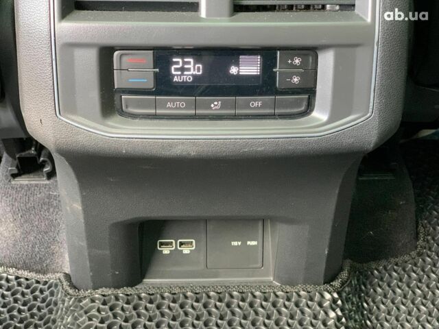 Желтый Фольксваген Atlas, объемом двигателя 3.6 л и пробегом 122 тыс. км за 27290 $, фото 30 на Automoto.ua