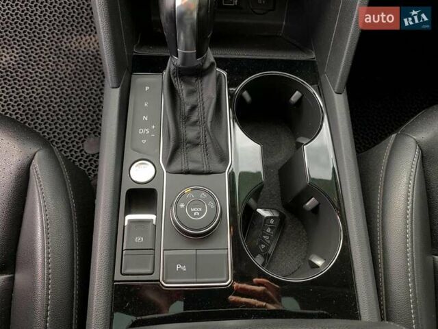 Фольксваген Atlas 2017 в Виннице на Automoto.ua Желтый Фольксваген Atlas, объемом двигателя 3.6 л и пробегом 122 тыс. км за 27290 $, фото 38 на Automoto.ua