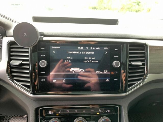 Желтый Фольксваген Atlas, объемом двигателя 3.6 л и пробегом 122 тыс. км за 27290 $, фото 36 на Automoto.ua