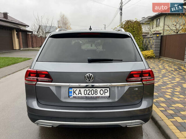 Серый Фольксваген Atlas, объемом двигателя 3.6 л и пробегом 74 тыс. км за 18999 $, фото 15 на Automoto.ua