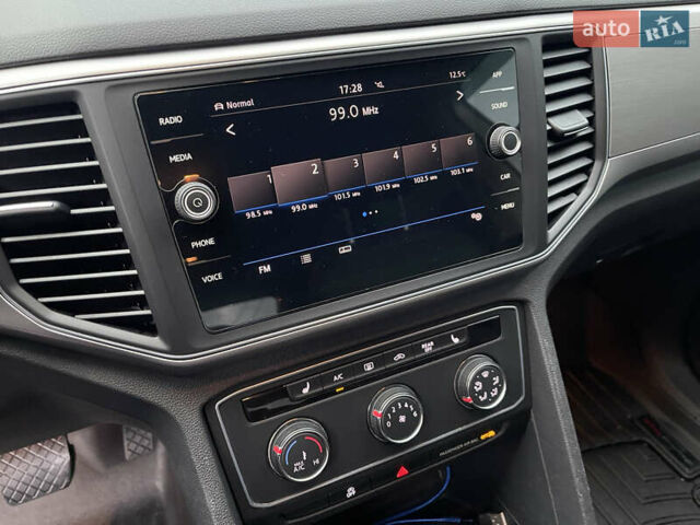 Серый Фольксваген Atlas, объемом двигателя 3.6 л и пробегом 87 тыс. км за 22900 $, фото 42 на Automoto.ua