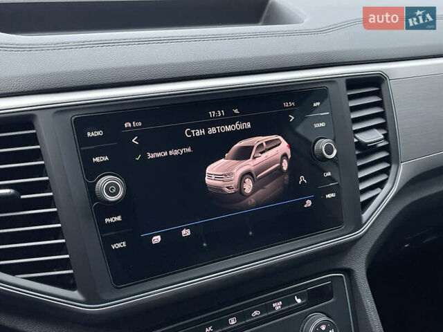 Серый Фольксваген Atlas, объемом двигателя 3.6 л и пробегом 87 тыс. км за 22900 $, фото 51 на Automoto.ua