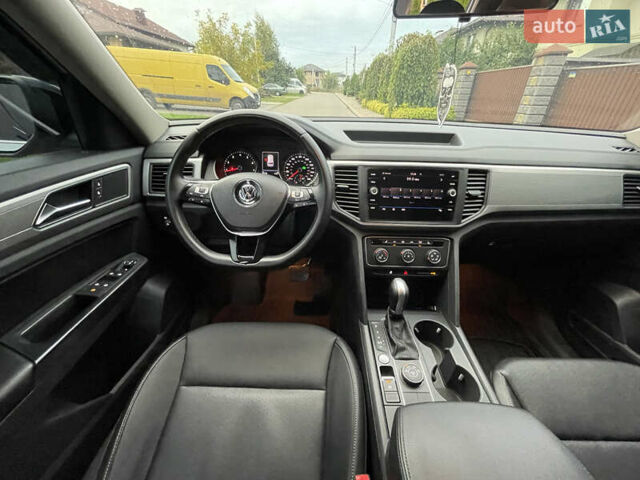 Серый Фольксваген Atlas, объемом двигателя 3.6 л и пробегом 87 тыс. км за 22900 $, фото 39 на Automoto.ua