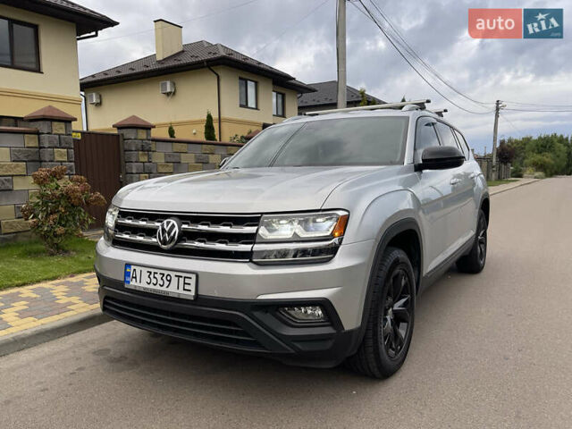 Серый Фольксваген Atlas, объемом двигателя 3.6 л и пробегом 87 тыс. км за 22900 $, фото 5 на Automoto.ua