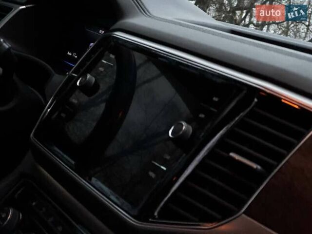 Серый Фольксваген Atlas, объемом двигателя 3.6 л и пробегом 145 тыс. км за 20500 $, фото 38 на Automoto.ua