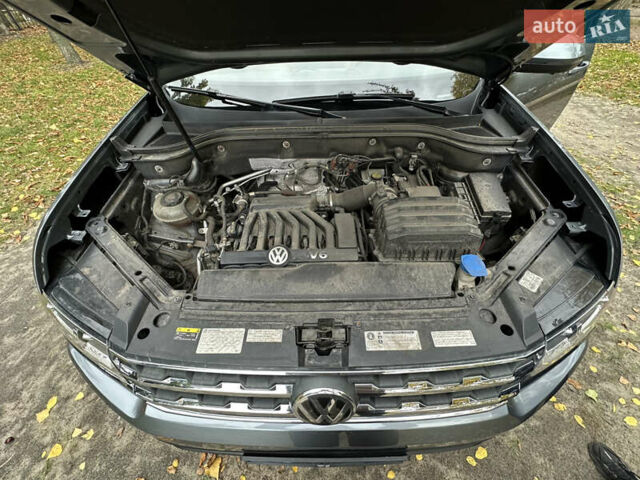 Фольксваген Atlas 2018 в Черкассах на Automoto.ua Серый Фольксваген Atlas, объемом двигателя 3.6 л и пробегом 145 тыс. км за 25700 $, фото 22 на Automoto.ua