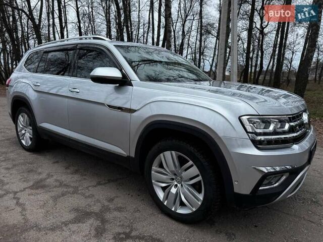 Серый Фольксваген Atlas, объемом двигателя 3.6 л и пробегом 145 тыс. км за 20500 $, фото 10 на Automoto.ua