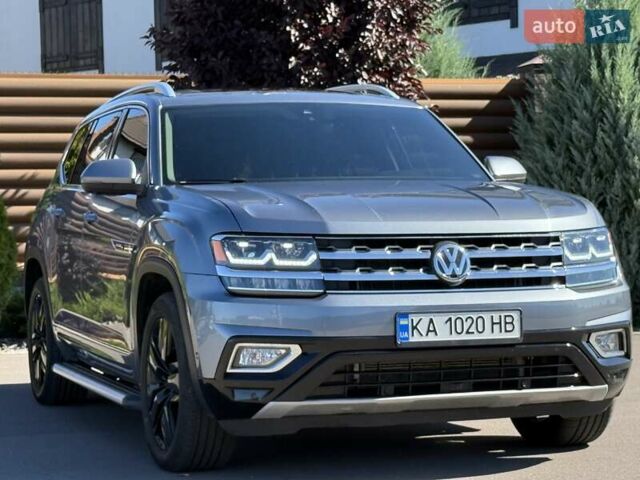 Сірий Фольксваген Atlas, об'ємом двигуна 3.6 л та пробігом 73 тис. км за 28700 $, фото 12 на Automoto.ua