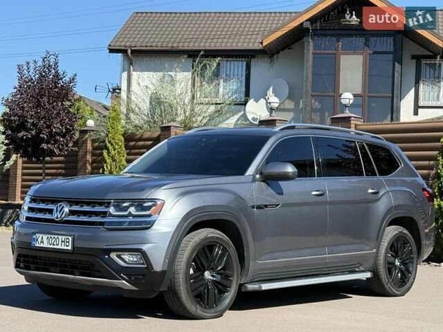 Сірий Фольксваген Atlas, об'ємом двигуна 3.6 л та пробігом 73 тис. км за 28700 $, фото 8 на Automoto.ua