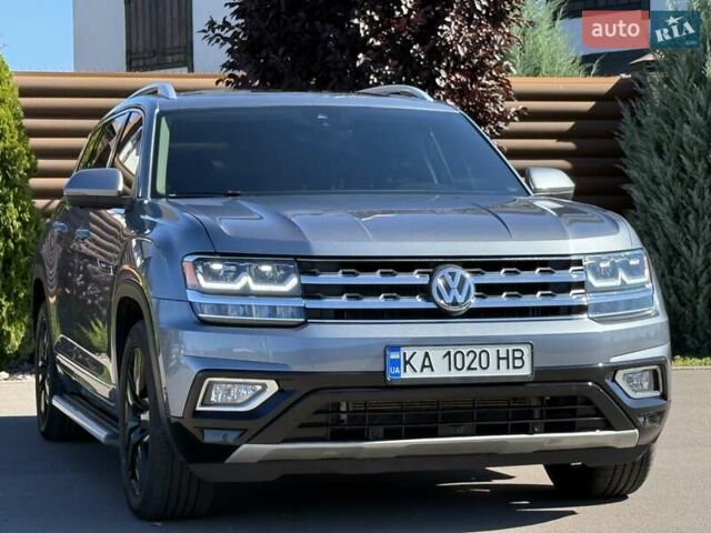 Сірий Фольксваген Atlas, об'ємом двигуна 3.6 л та пробігом 73 тис. км за 28700 $, фото 11 на Automoto.ua