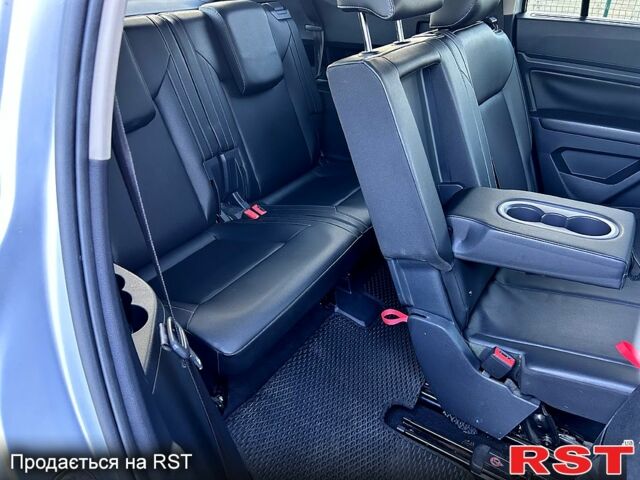 Сірий Фольксваген Atlas, об'ємом двигуна 3.6 л та пробігом 158 тис. км за 24500 $, фото 4 на Automoto.ua