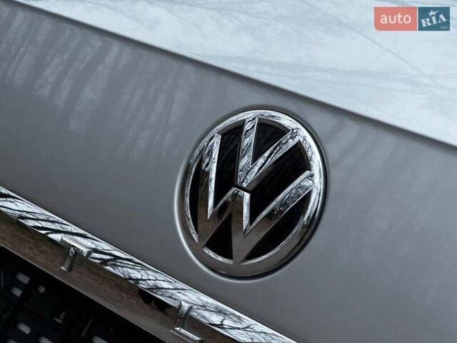 Серый Фольксваген Atlas, объемом двигателя 3.6 л и пробегом 145 тыс. км за 20500 $, фото 15 на Automoto.ua