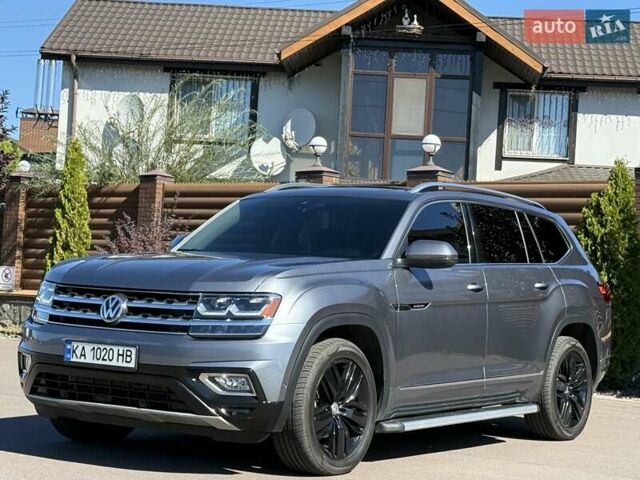 Сірий Фольксваген Atlas, об'ємом двигуна 3.6 л та пробігом 73 тис. км за 28700 $, фото 6 на Automoto.ua