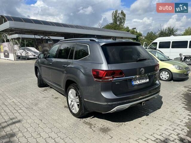 Сірий Фольксваген Atlas, об'ємом двигуна 3.6 л та пробігом 143 тис. км за 22500 $, фото 5 на Automoto.ua