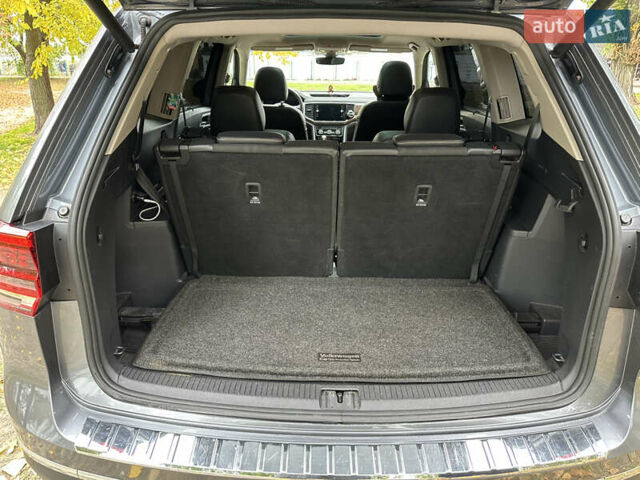 Фольксваген Atlas 2018 в Черкассах на Automoto.ua Серый Фольксваген Atlas, объемом двигателя 3.6 л и пробегом 145 тыс. км за 25700 $, фото 19 на Automoto.ua